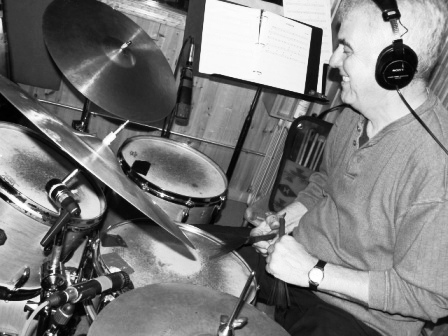 nat-drums_bw.jpg nat-drums_bw.jpg